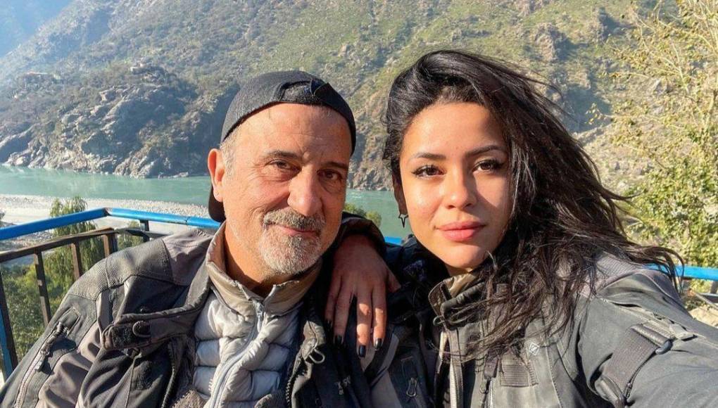 La mujer española de origen brasileño que sufrió el pasado viernes un brutal ataque junto a su marido en una remota provincia al noreste de la India relató en una entrevista cómo fue violada por siete hombre varias veces durante dos o tres horas, pero que a pesar de ello agradece por estar vivos.