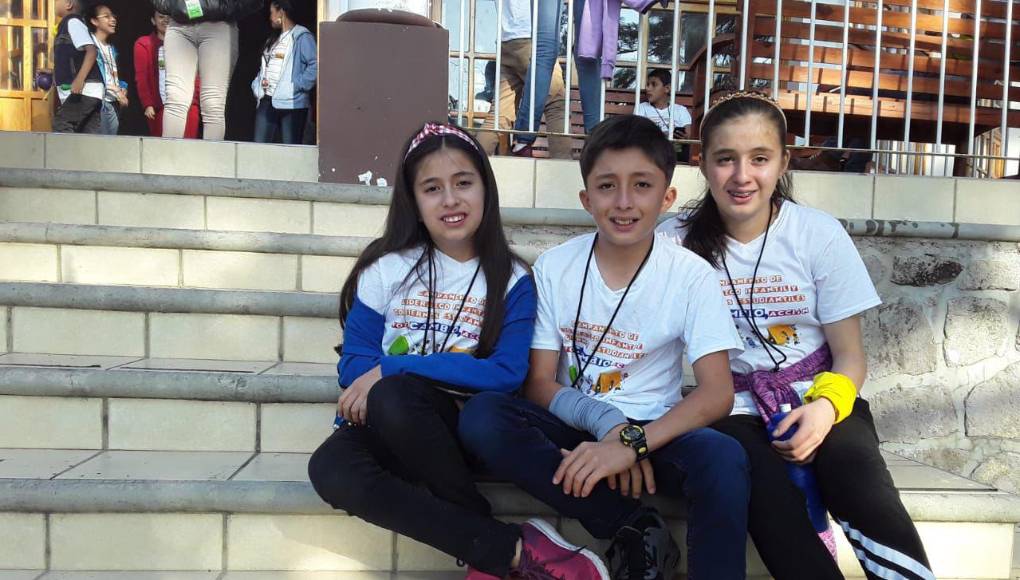 <b>Desde primaria los trillizos han incursionado en en actividades ligadas a potenciar el liderazgo, la promoción de los derechos de los niños y las competencias de matemáticas, química, física, lectura y debate.</b>