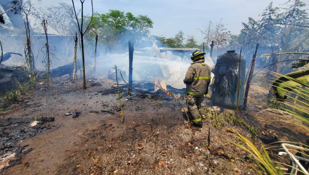 Así fue el desalojo en la colonia Enmanuel de San Pedro Sula
