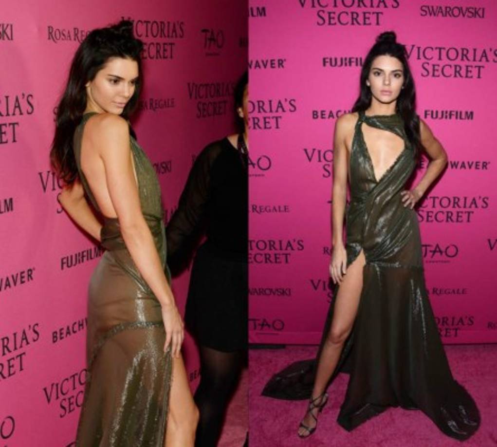 Kendal Jenner debutó en su primera after party de la firma de lencería con este atrevido vestido tipo pareo firmado por Versace.