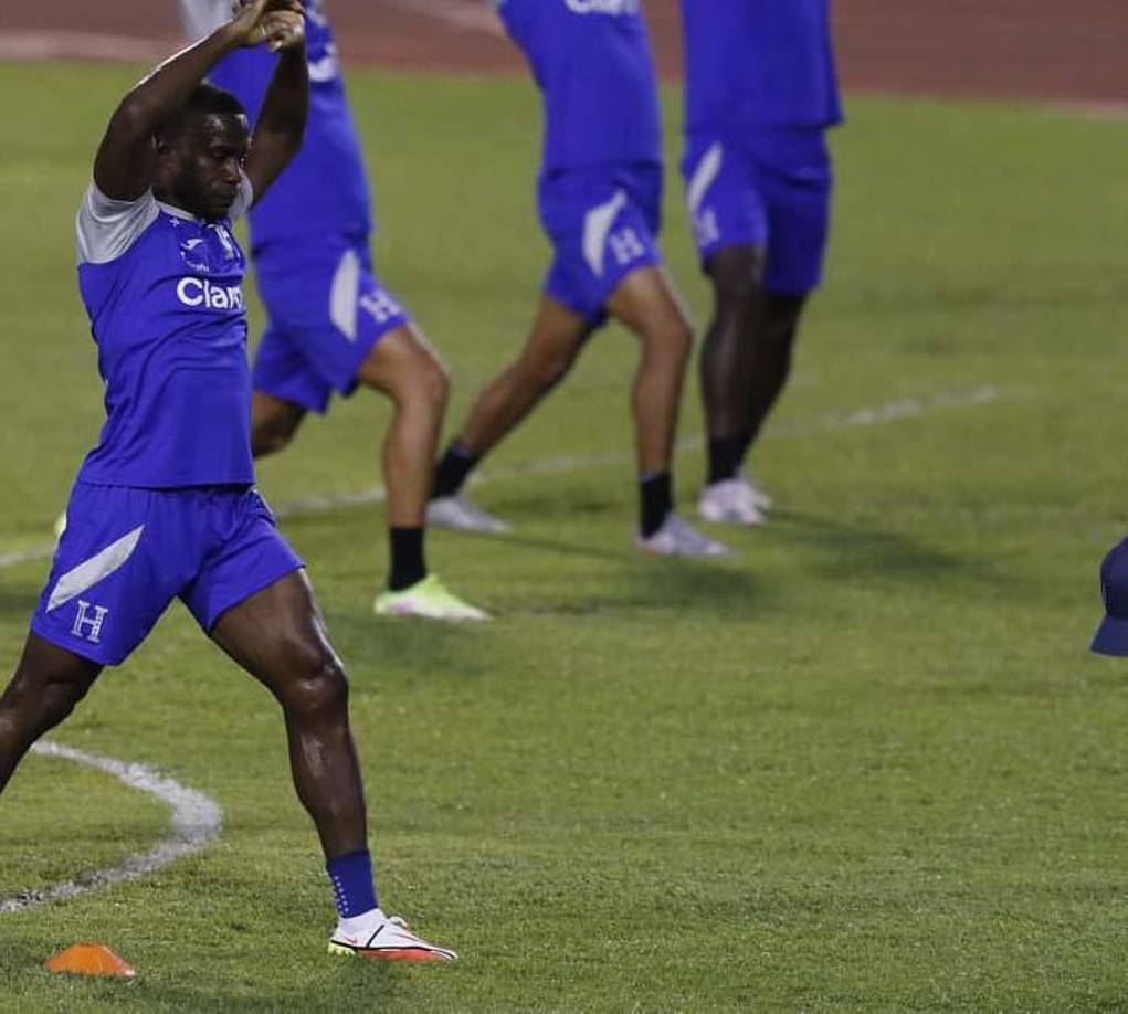 Maynor Figueroa: Es el líder del combinado catracho y estará como defensor central.