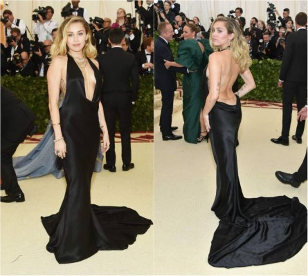 La actriz y cantante estadounidense Miley Cyrus mostró su escote en un diseño negro de Stella McCartney.