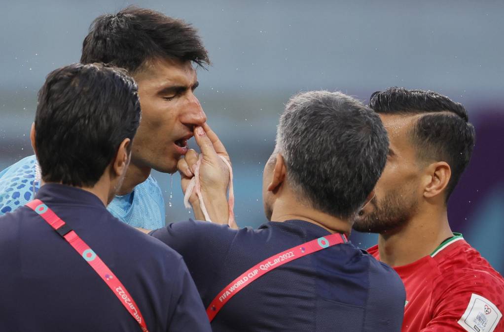 No se vio: Susto en el Inglaterra - Irán, burla contra la FIFA y jugadores iraníes no cantaron el himno