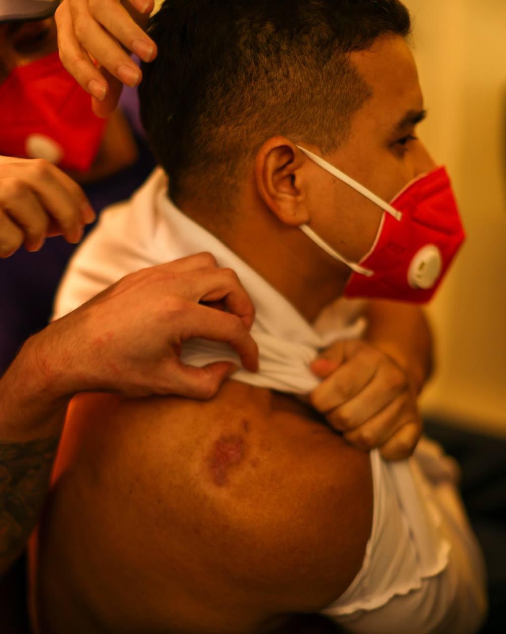 Migrantes venezolanos liberados denuncian torturas y maltratos en la megacárcel