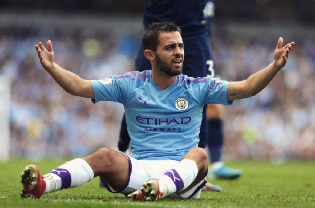 14. Bernardo Silva (25 años) - Extremo portugués del Manchesrer City aparece con un precio de 100 millones de euros.