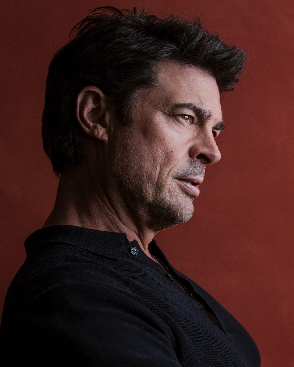 Karl Urban admite presión por interpretar a Johnny Cage