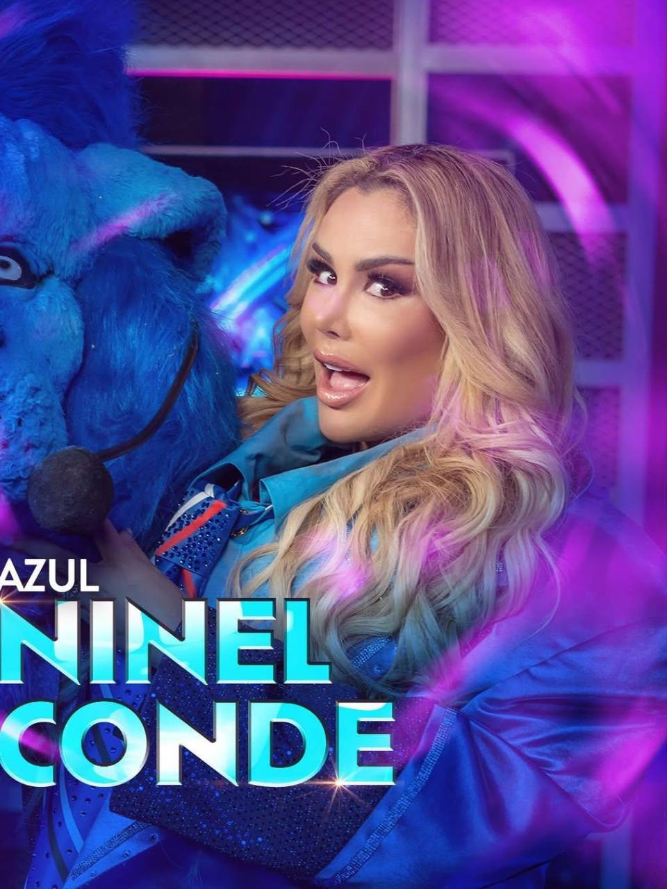 Ninel Conde es Azul.