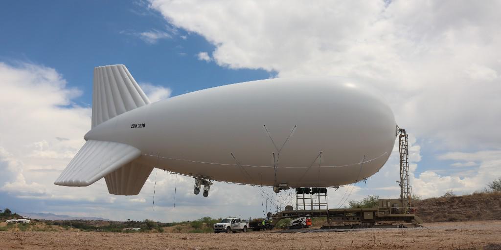 EEUU despliega aeróstato de vigilancia en la frontera de Arizona con México