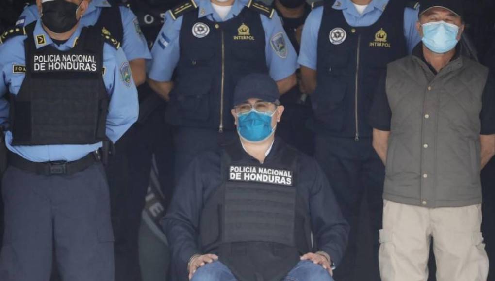 Defensa de Juan Orlando Hernández asegura que una mara quiere asesinar al expresidente en la cárcel