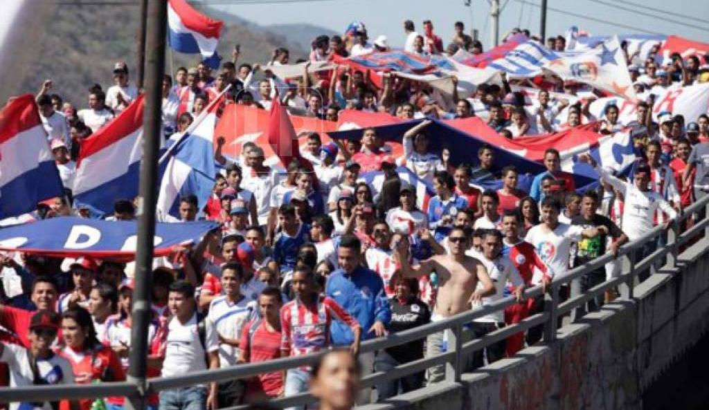 Barra del Olimpia anuncia que no irá al clásico pese a que tienen autorización para asistir