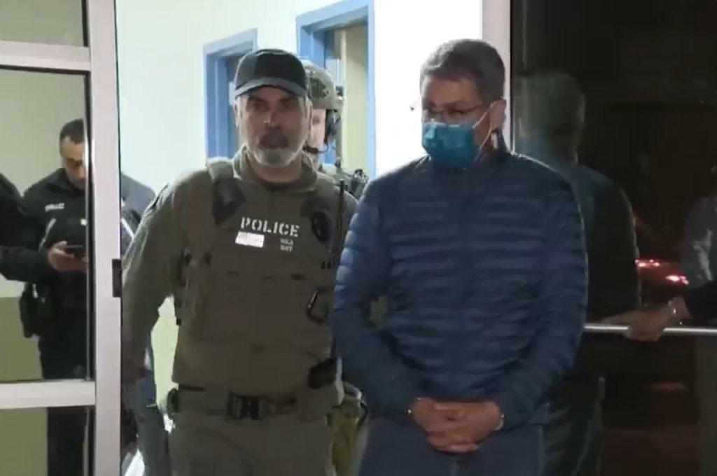 Juan Orlando Hernández fue extraditado desde Honduras hacia Estados Unidos el pasado 21 de abril. El exmandatario guarda prisión a la espera del inicio de su juicio programado para septiembre de este año.