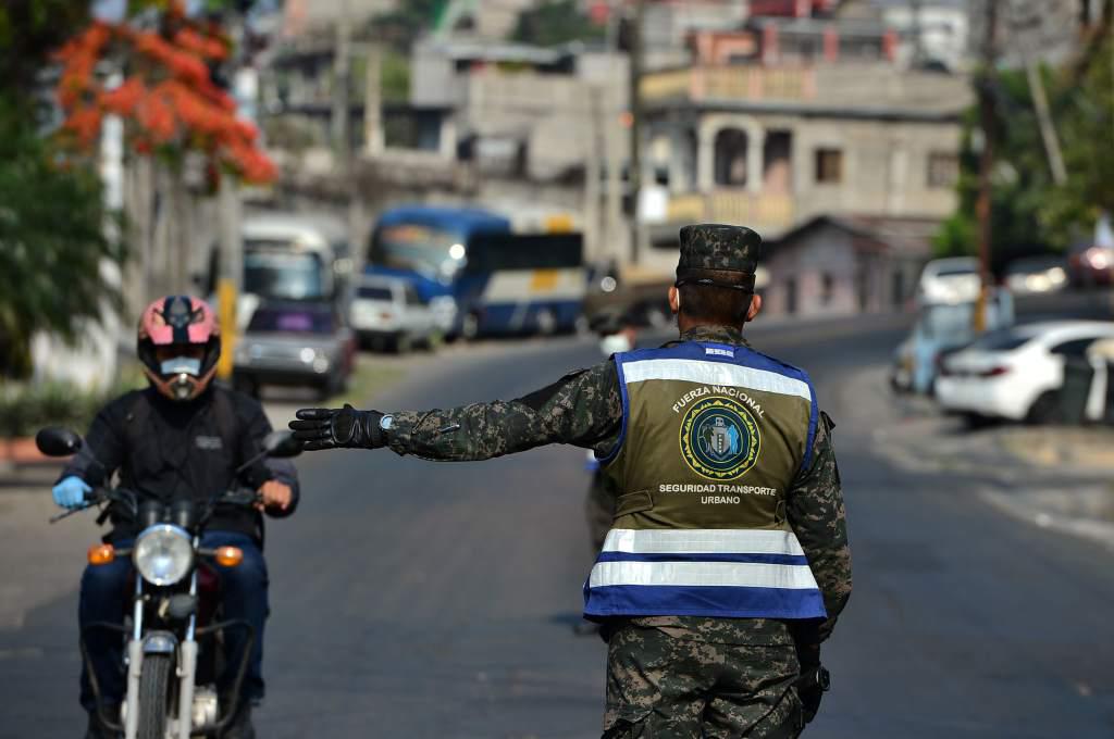 ¿Debe seguir el toque de queda en Honduras?