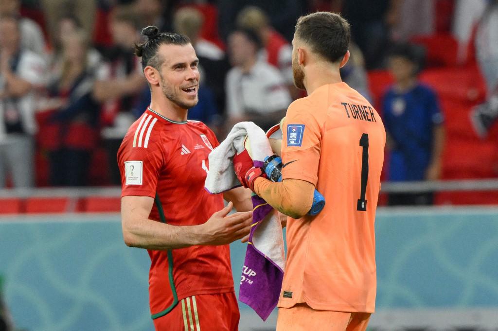 No se vio: Lo que pasó entre Gareth Bale y jugadores de EUA y primera mancha en el Mundial de Qatar