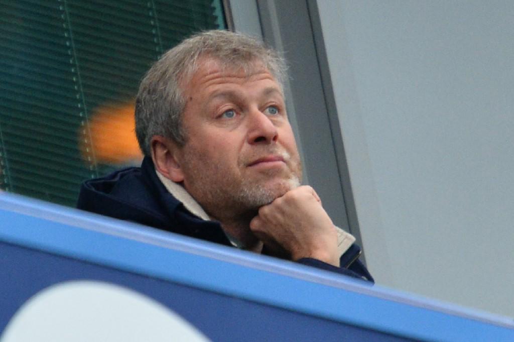 La Premier League descalifica a Abramovich como director del Chelsea