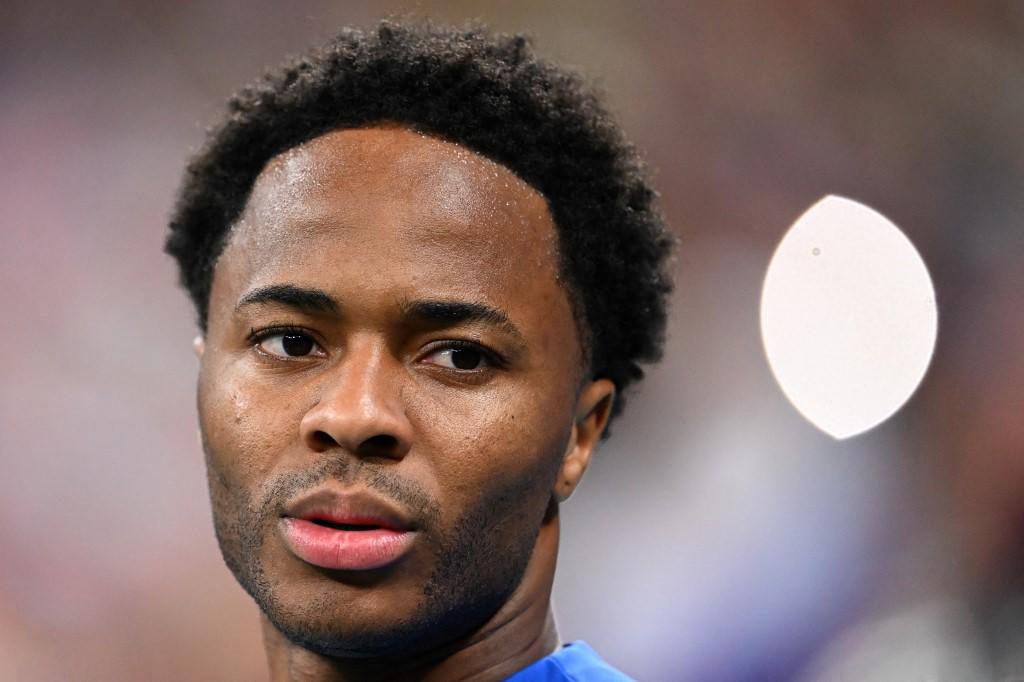 Sterling abandona Qatar por duro momento de su familia