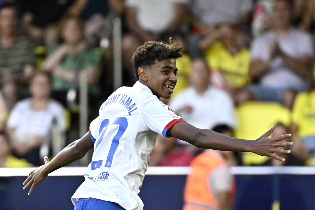 El gran inicio de temporada de Lamine Yamal tiene consecuencias; Ansu Fati podría salir del Barça en las próximas horas.