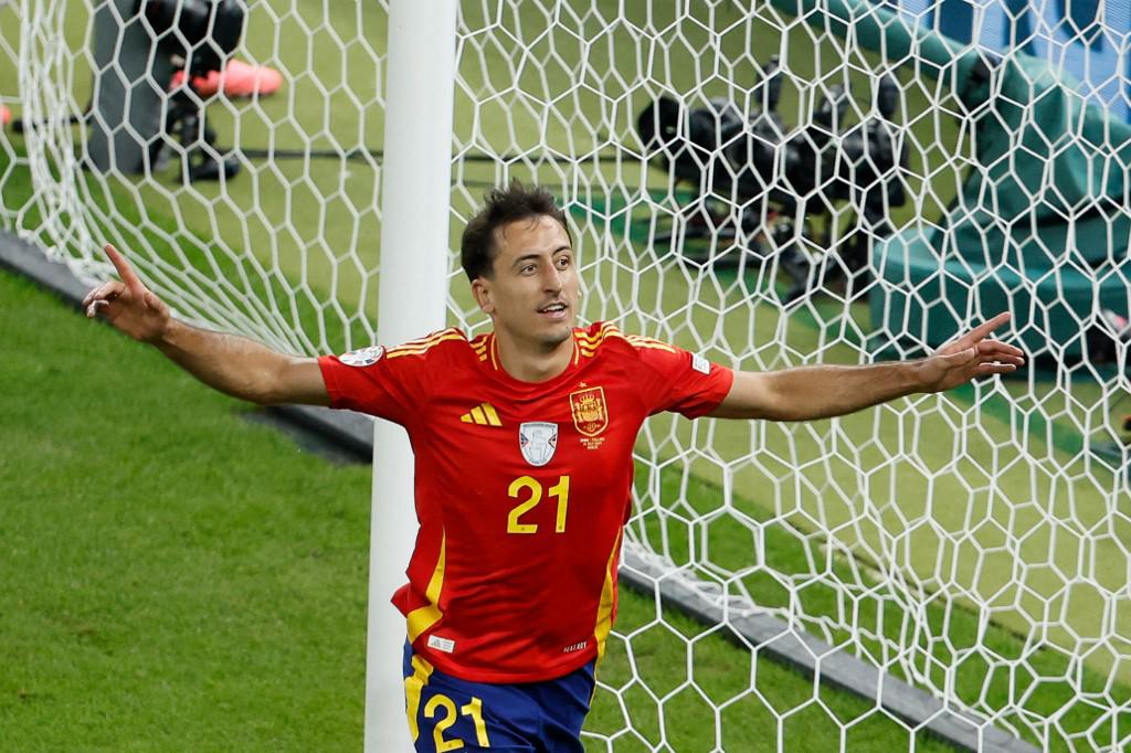 Mikel Oyarzabal fue el héroe de España al marcar el gol del título.