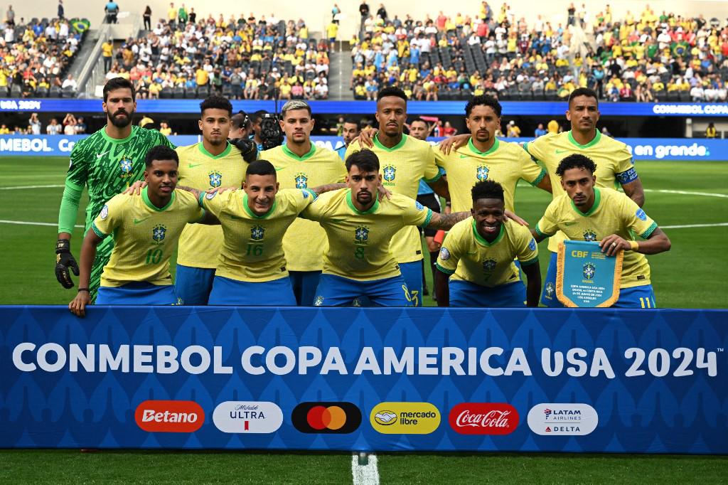 El 11 titular de Brasil que enfrenta a Costa Rica.