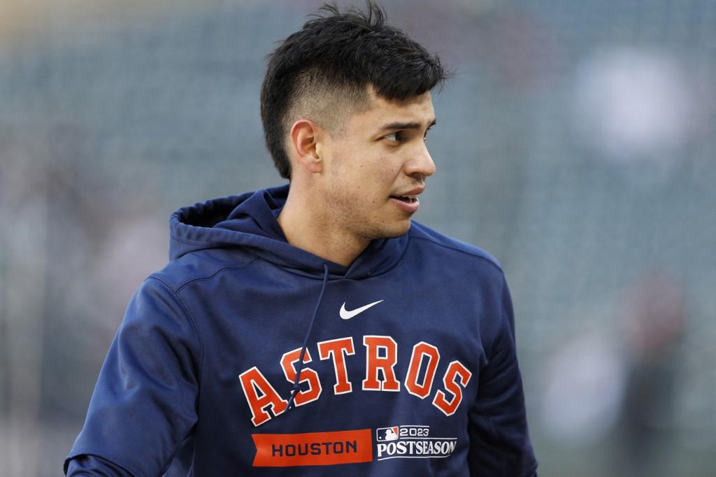 El sampedrano Dubón cuenta con 29 años de edad.