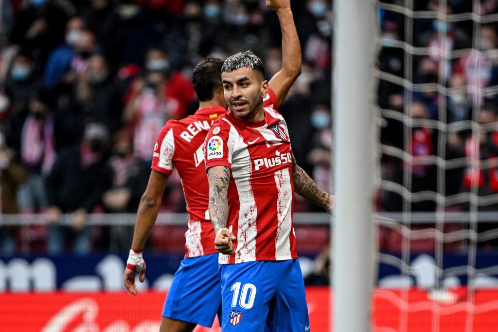 Ángel Correa se luce con doblete y da triunfo al Atlético de Madrid