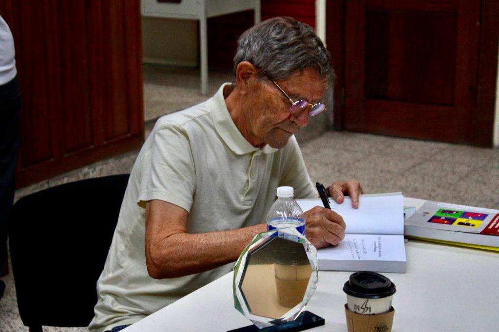 El investigador Atanasio Herranz presenta en Unah-vs su conferencia “La lengua náhuatl en Honduras”