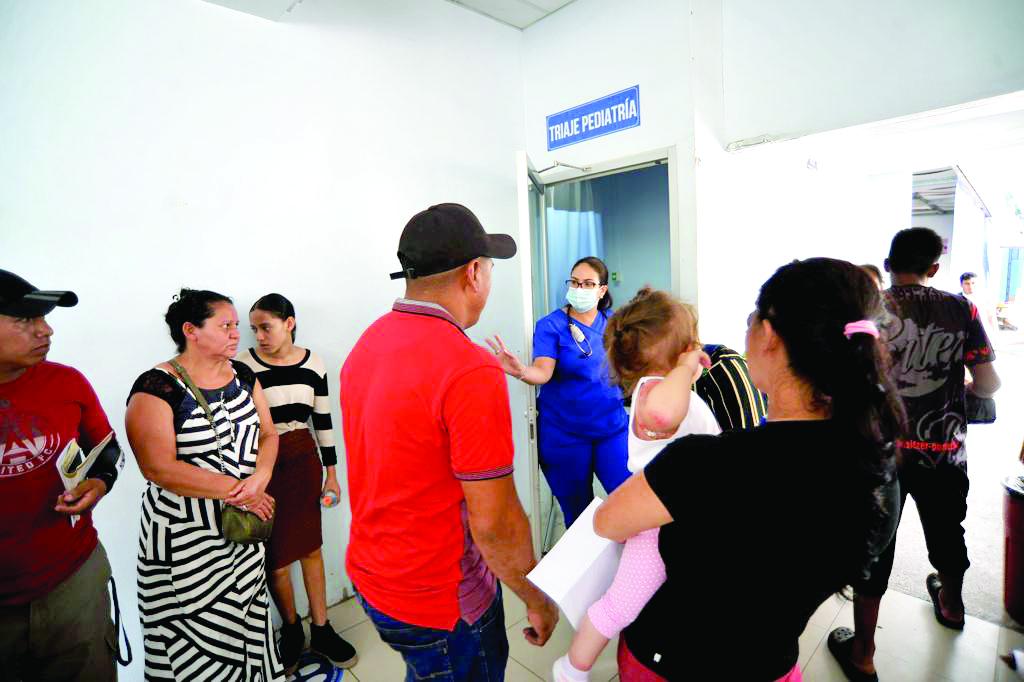 Dengue colapsa salas de hospital de Comayagua