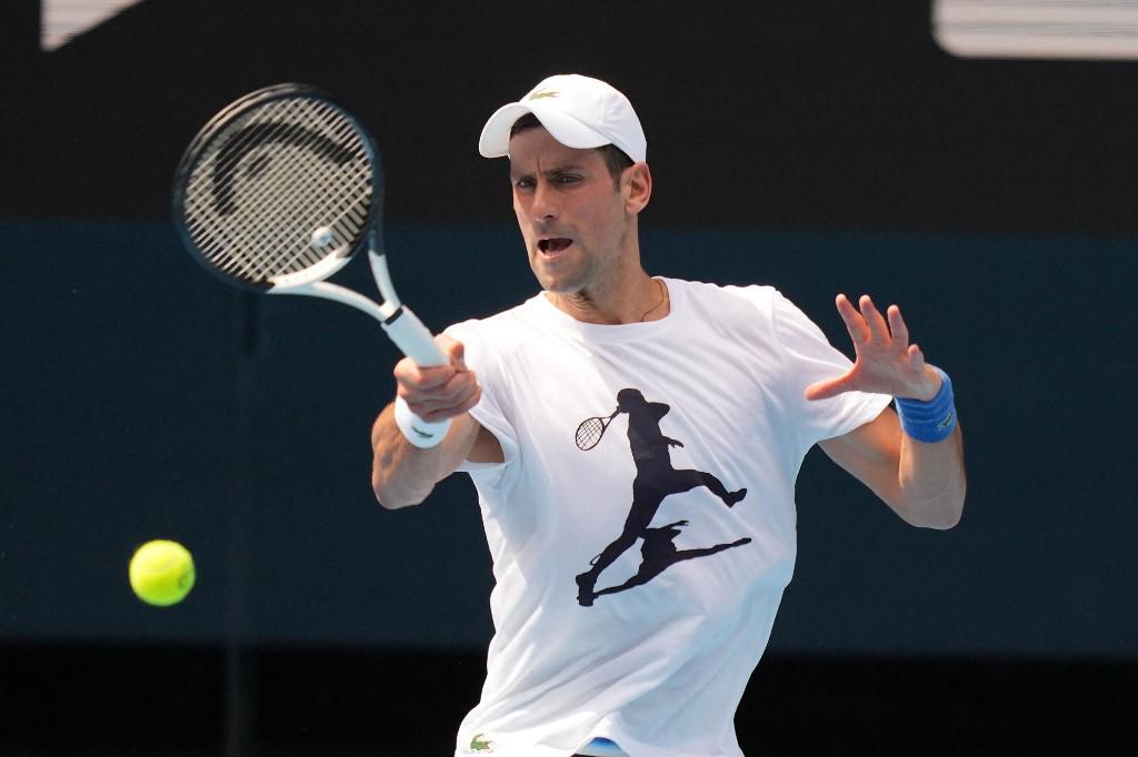 Djokovic puede ser expulsado de Australia por posible mentira