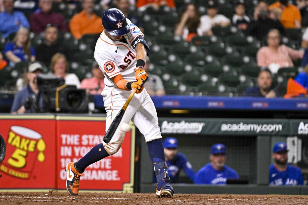 ¡20 imparables! Mauricio Dubón vuelve a brillar con los Astros