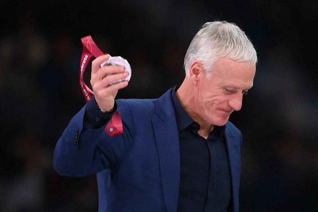 Didier Deschamps renueva como DT de Francia