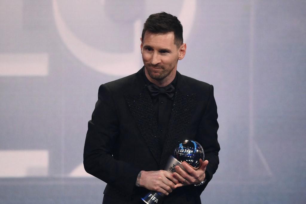 Lionel Messi con el segundo The Best conquistado en su carrera.