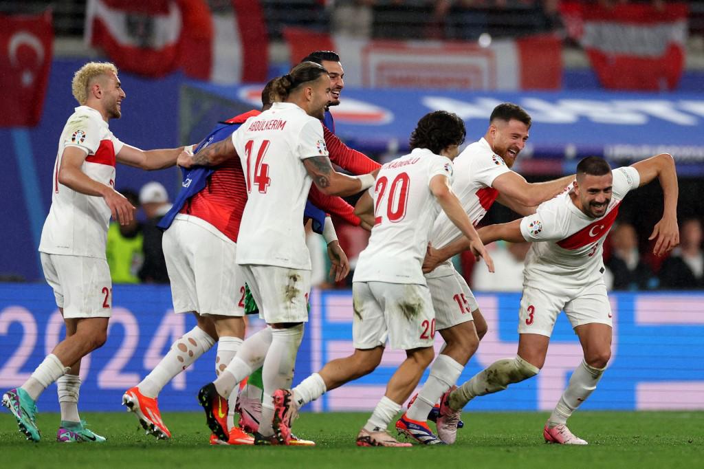 ¡Turquía elimina a Austria en el mejor partido de octavos de la Eurocopa!