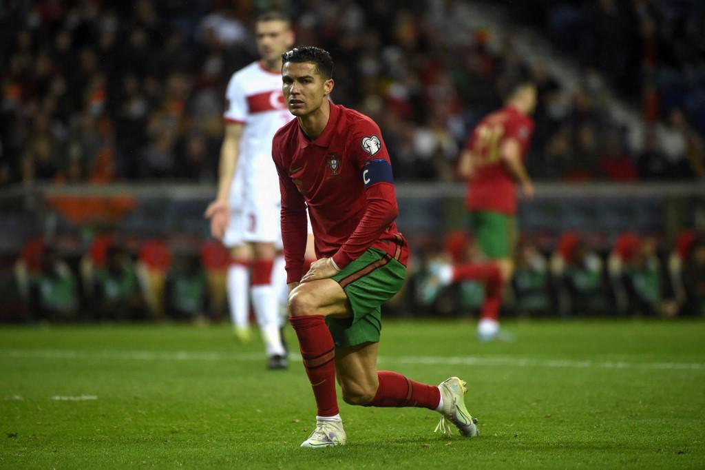 Cristiano Ronaldo y Portugal se enfrentan a Macedonia del Norte. El pasado jueves los lusos eliminaron a Turquía. Foto AFP.