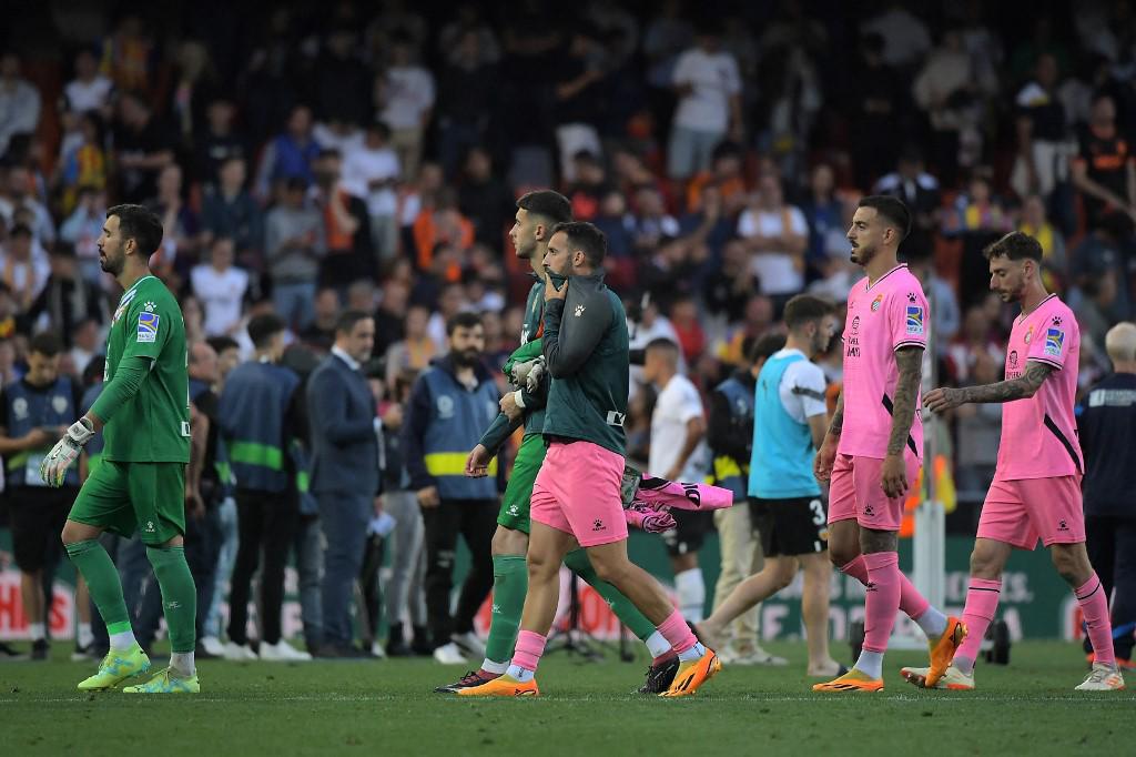 ¡Histórico equipo de España desciende con gol al 93!