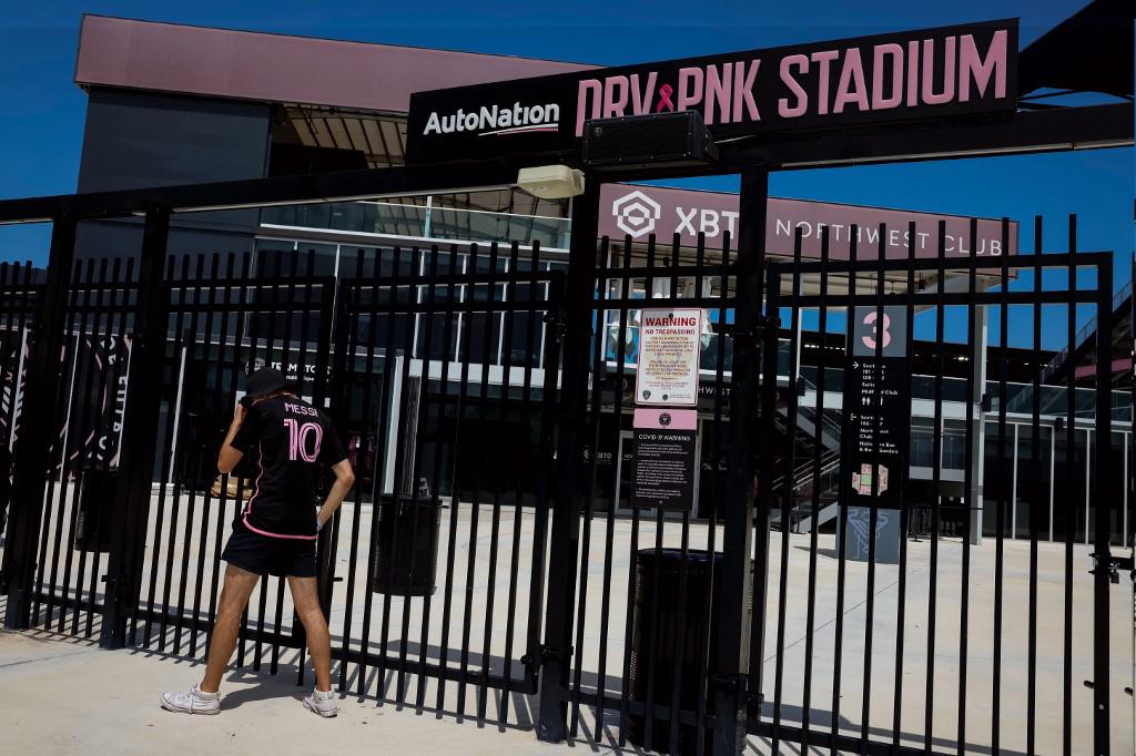 Messi comienza su nueva y no tan tranquila vida en Miami