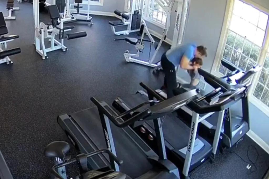 Niño muere luego de que su padre lo obligara hacer ejercicio porque “estaba muy gordo”