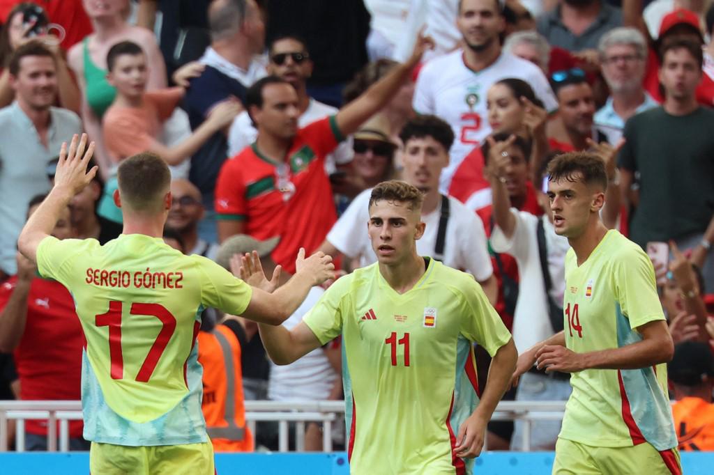 España remonta en locura de juego y está en la final de Juegos Olímpicos