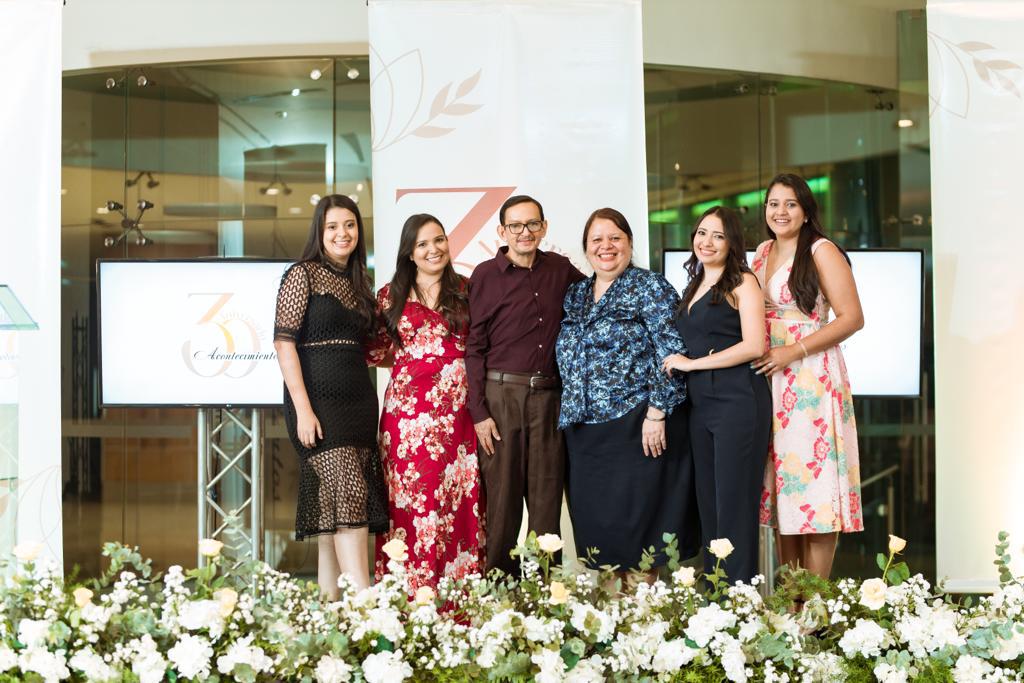 Acontecimientos.hn celebra 30 años de decorar eventos en Honduras