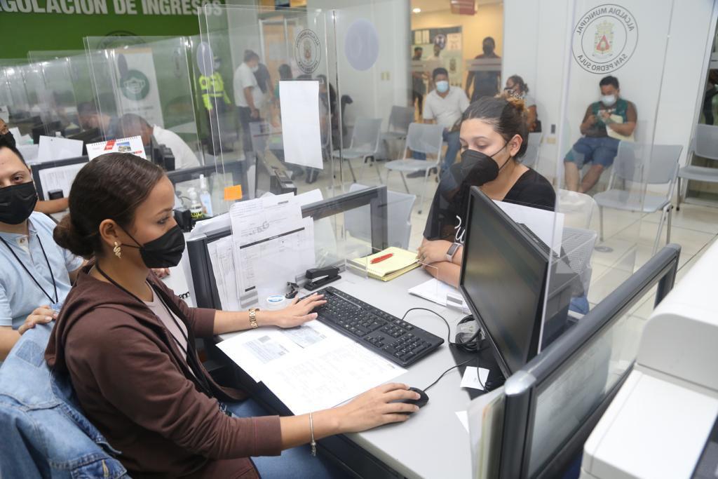 Los contribuyentes pueden ir a Mall Galerías del Valle.