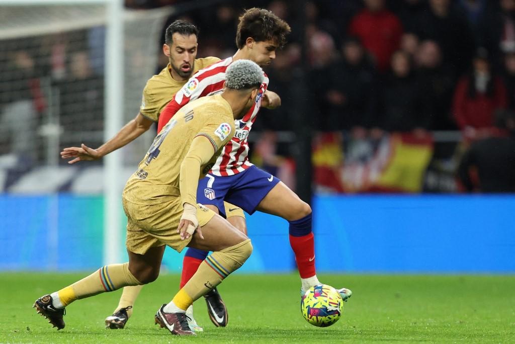Joao Félix vio acción el domingo en la derrota de 0-1 del Atlético de Madrid ante Barcelona.