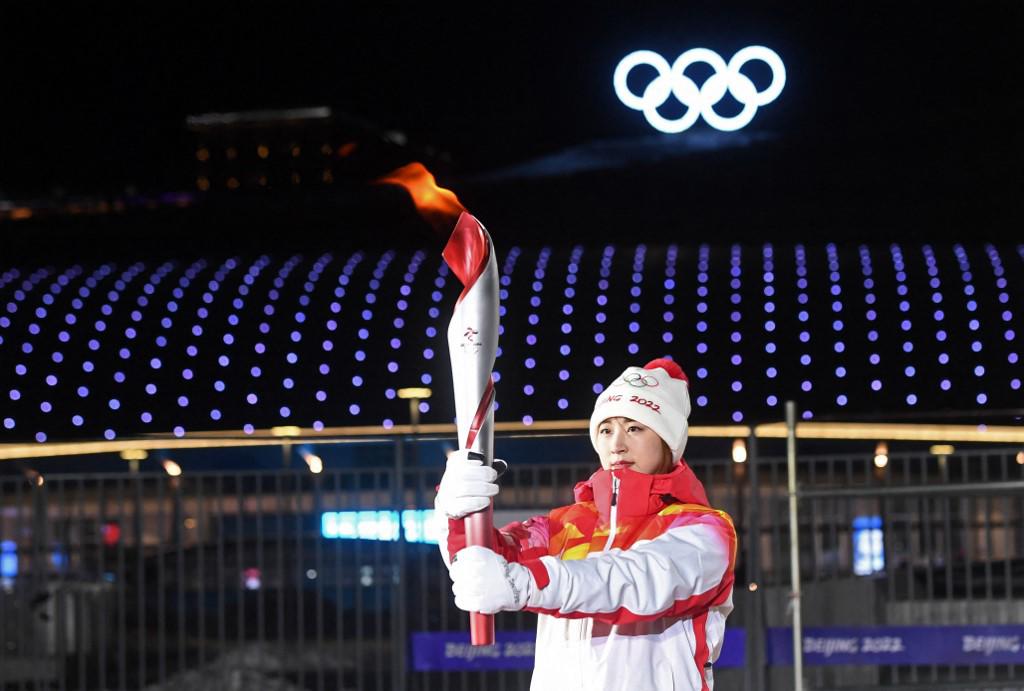 Momento en que se encendía la llama Olímpica.