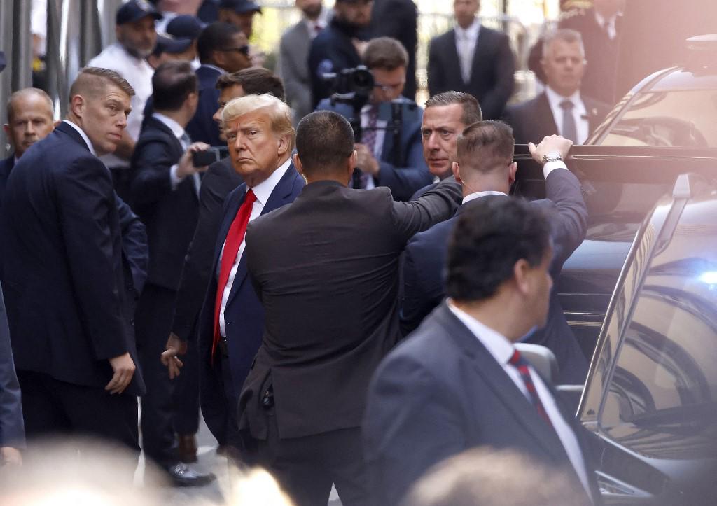 Donald Trump se entrega a la justicia tras escándalo sexual