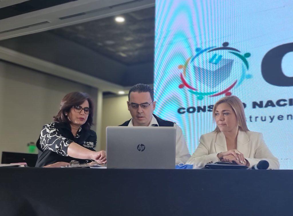 Expresidente Lobo destaca el trabajo del CNE en el manejo de elecciones en Honduras