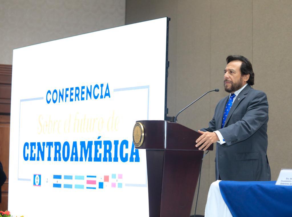 El Salvador propone a la región crear una “Unión Centroamericana”