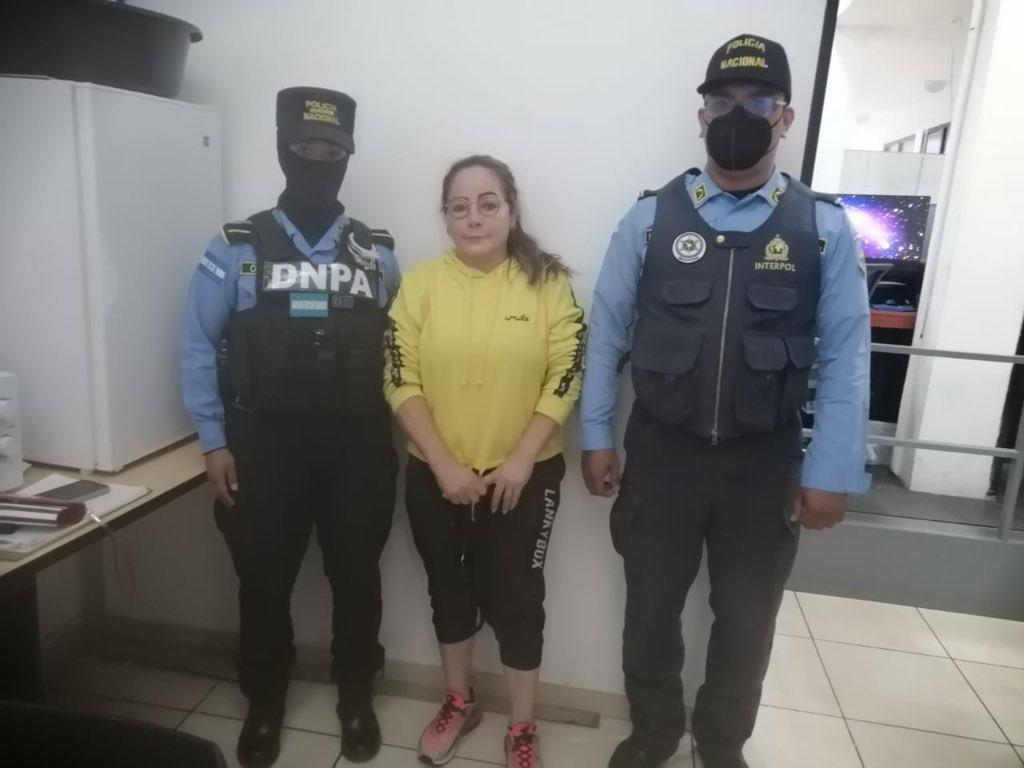 Honduras recibe a “La Patrona”, extraditable hondureña