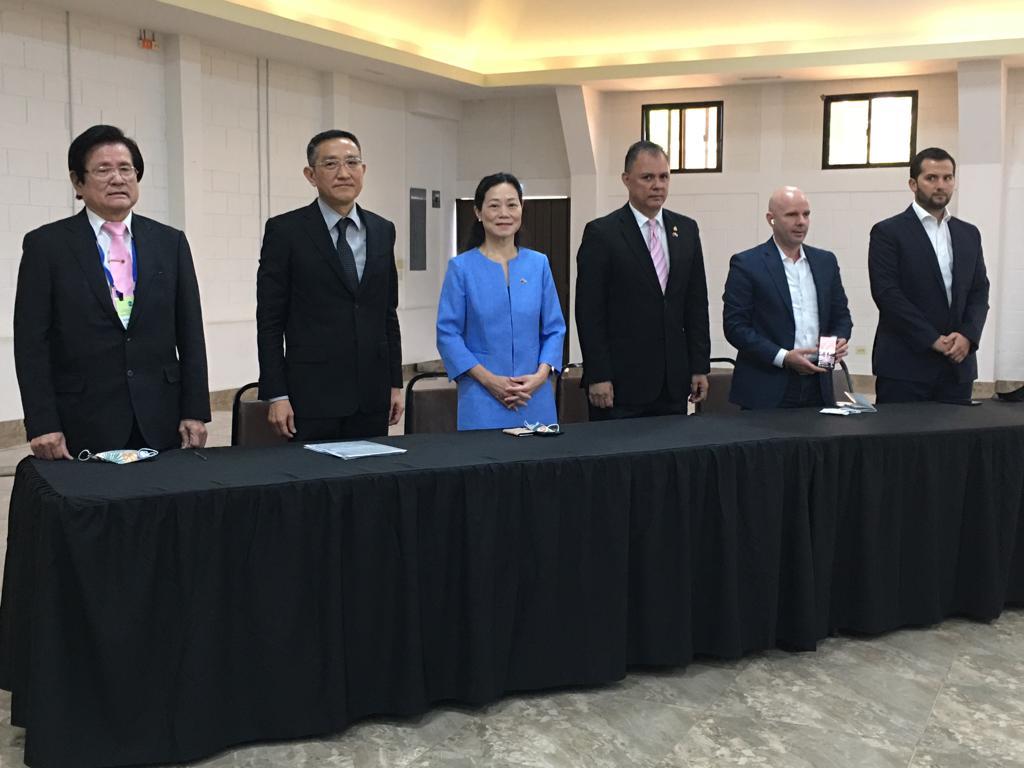 Una delegación de Taiwán visita Honduras para conocer clima de inversiones