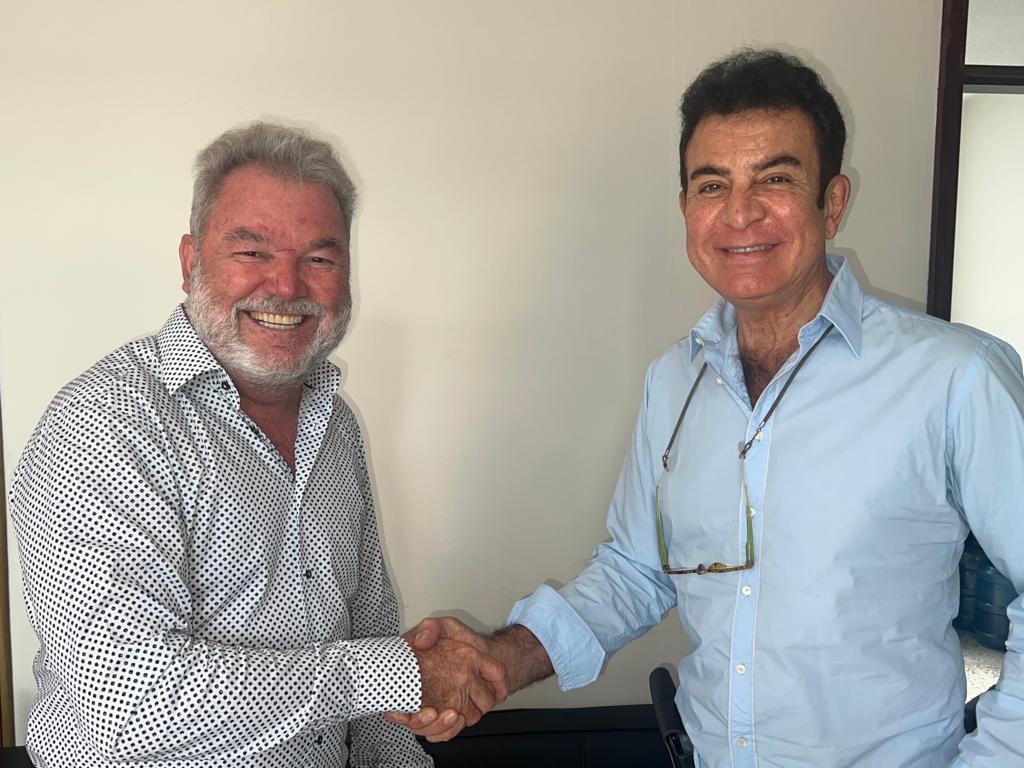 Contreras y Nasralla hacen alianza de cara a elecciones de 2025