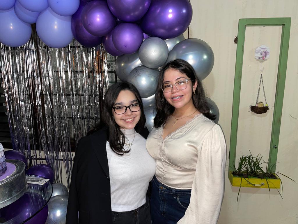 Heidy Mena Sánchez celebró sus 21 años junto a sus seres queridos