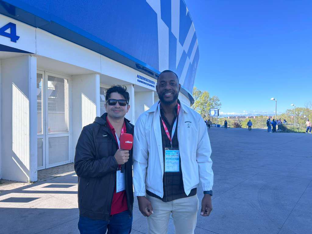 Honduras no está sola en España, bellas palillonas, locura y mensaje a Palma