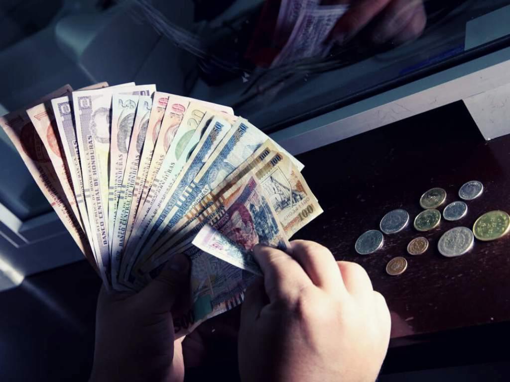 Envíos de remesas a Honduras alcanzan los $25 millones diarios