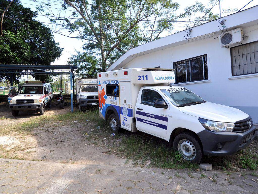 $!Según reveló una fuente de la Comisión Interventora del 911, solo tienen en funcionamiento tres ambulancias en Tegucigalpa que están asignadas a Copeco.